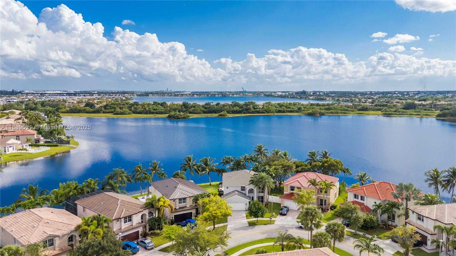 Small Image of 18084 SOUTH WEST 33RD CT, Miramar Number 40