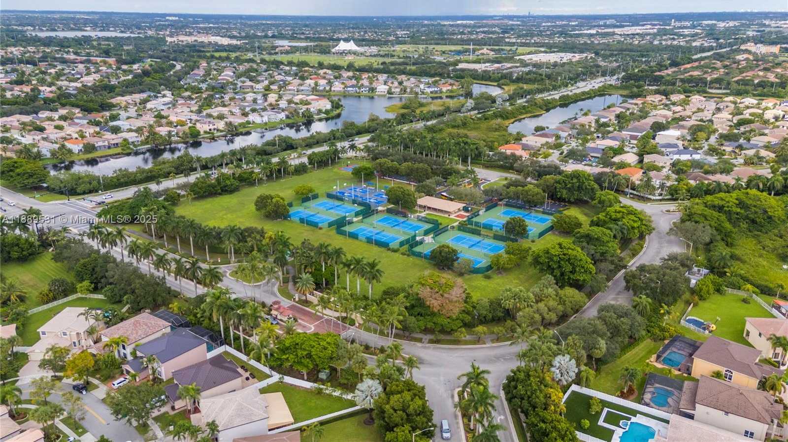 Small Image of 18084 SOUTH WEST 33RD CT, Miramar Number 51