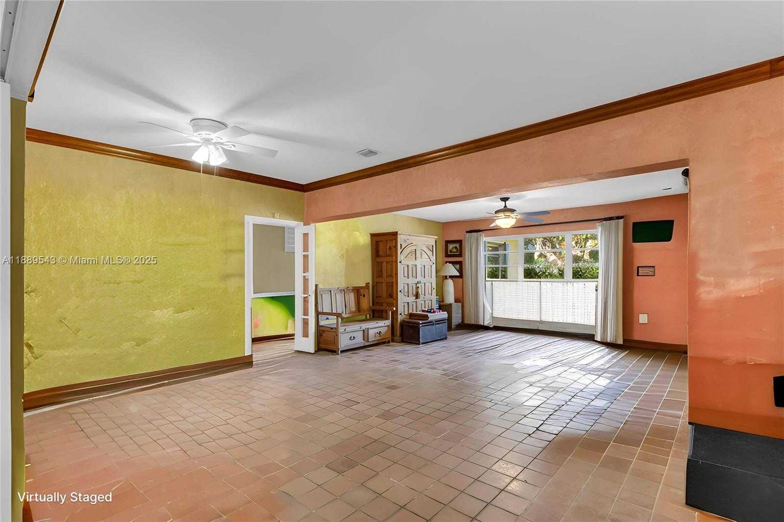 Small Image of 9410 NORTH EAST 6TH AVE, Miami Shores Number 14