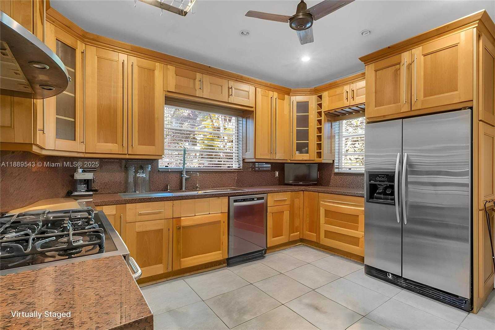 Small Image of 9410 NORTH EAST 6TH AVE, Miami Shores Number 15