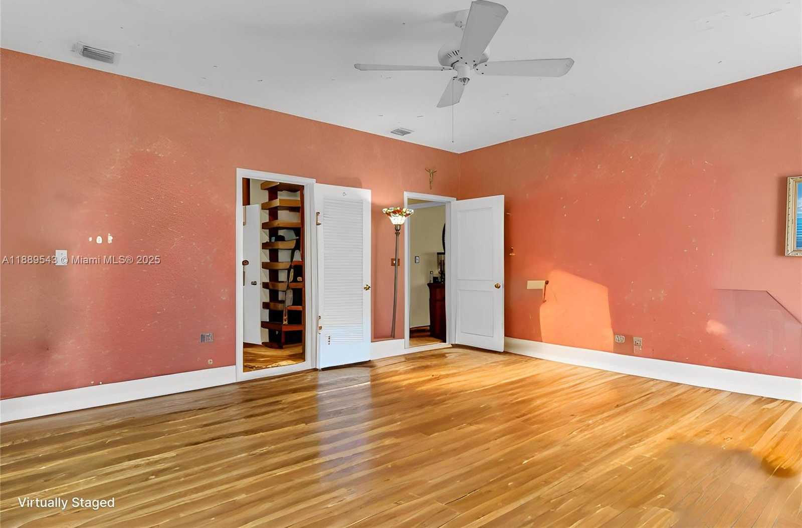 Small Image of 9410 NORTH EAST 6TH AVE, Miami Shores Number 17