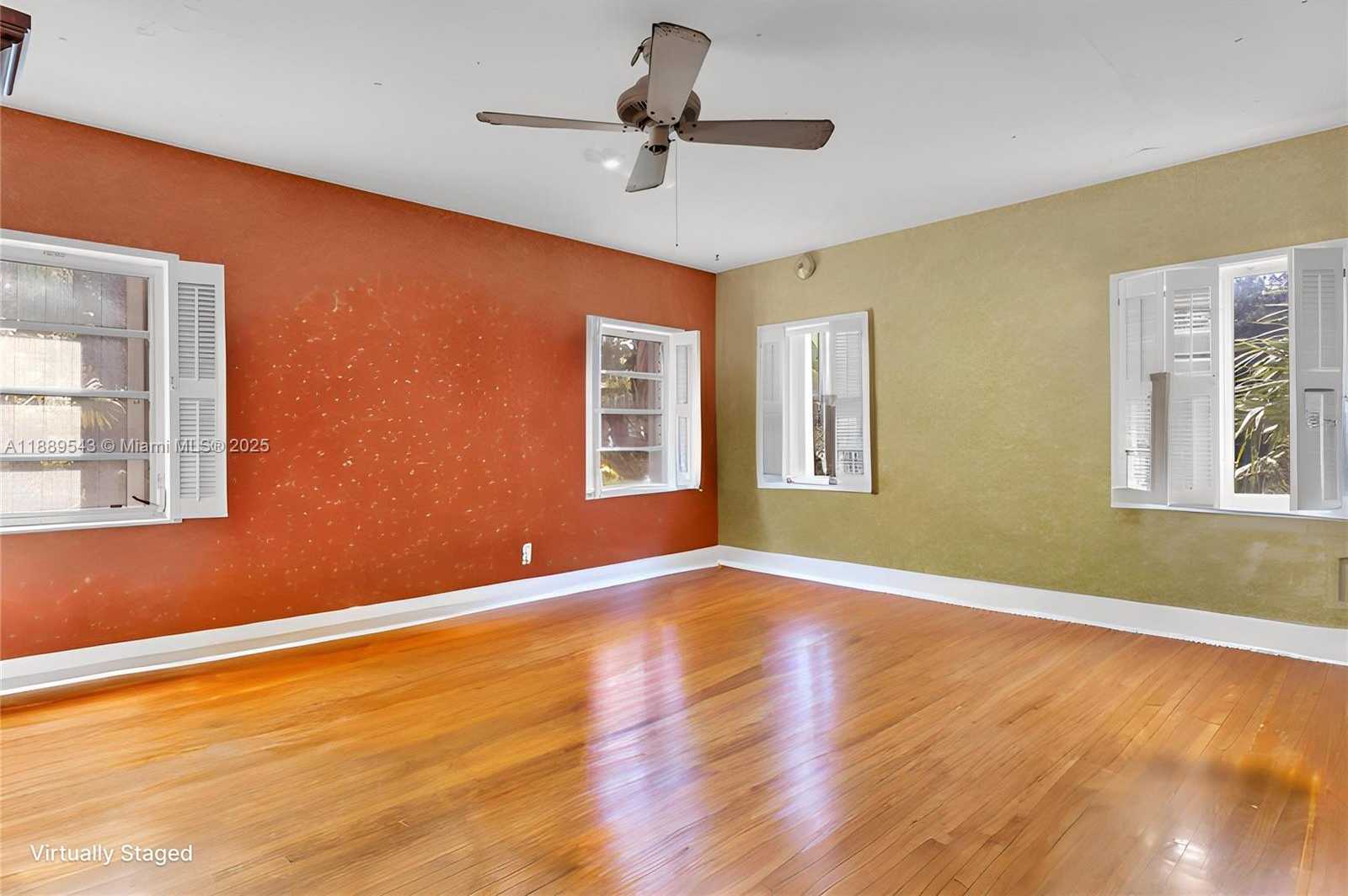 Small Image of 9410 NORTH EAST 6TH AVE, Miami Shores Number 19