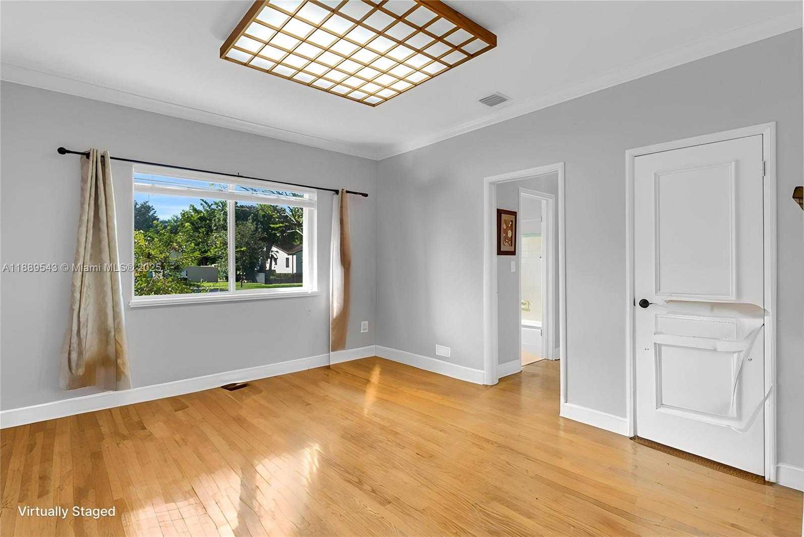Small Image of 9410 NORTH EAST 6TH AVE, Miami Shores Number 23