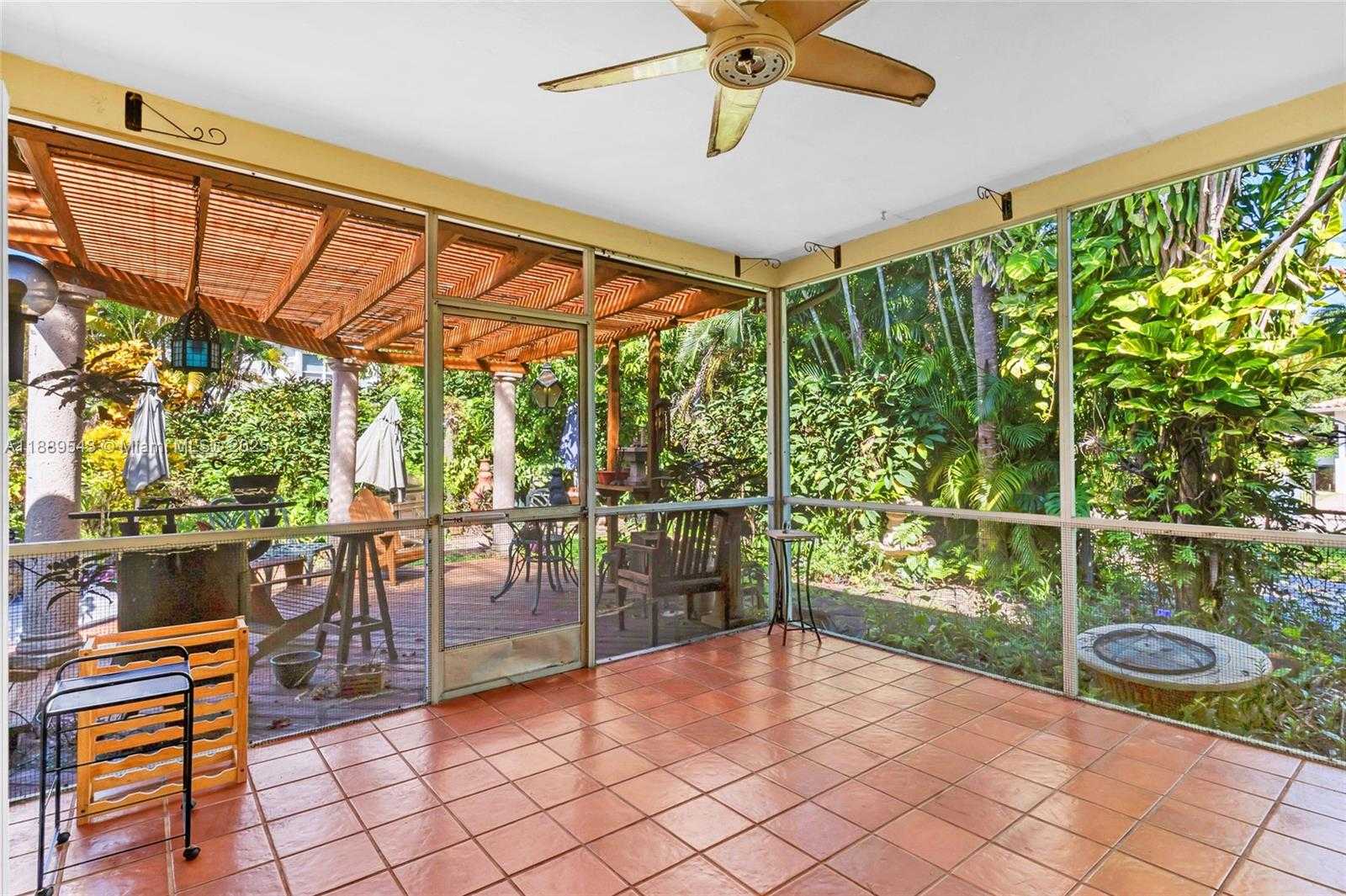 Small Image of 9410 NORTH EAST 6TH AVE, Miami Shores Number 27