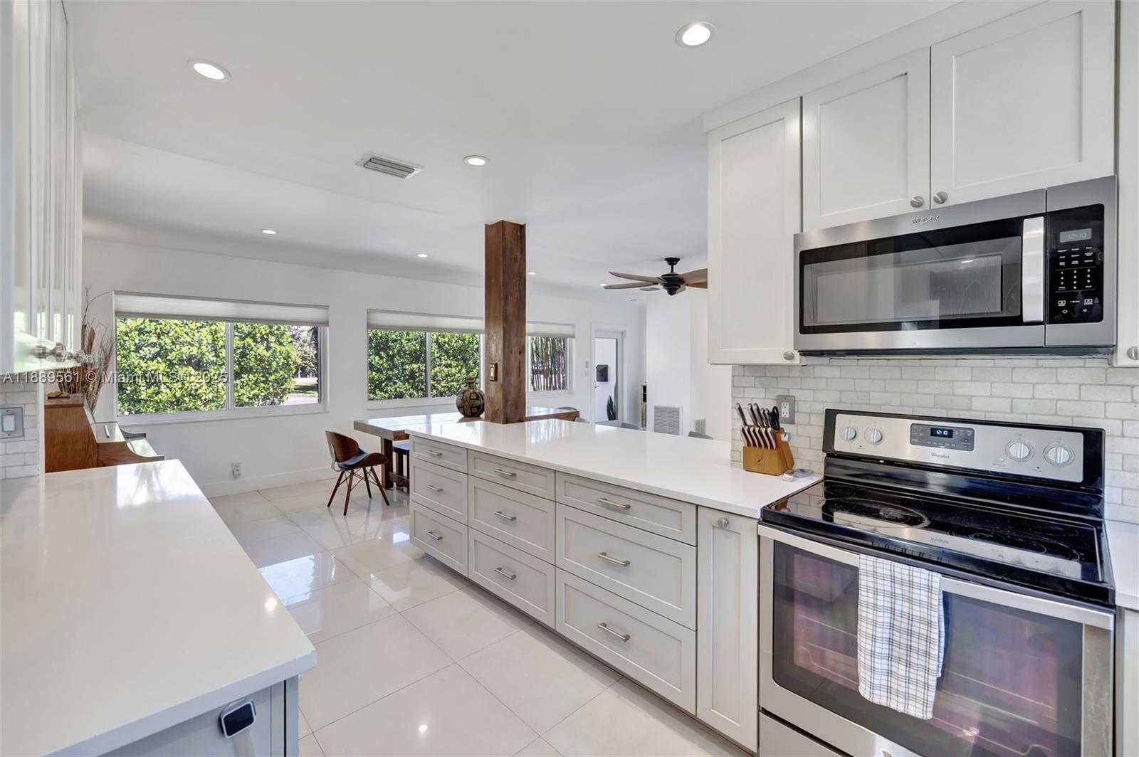 Small Image of 2506 NORTH EAST 30TH ST, Fort Lauderdale Number 23