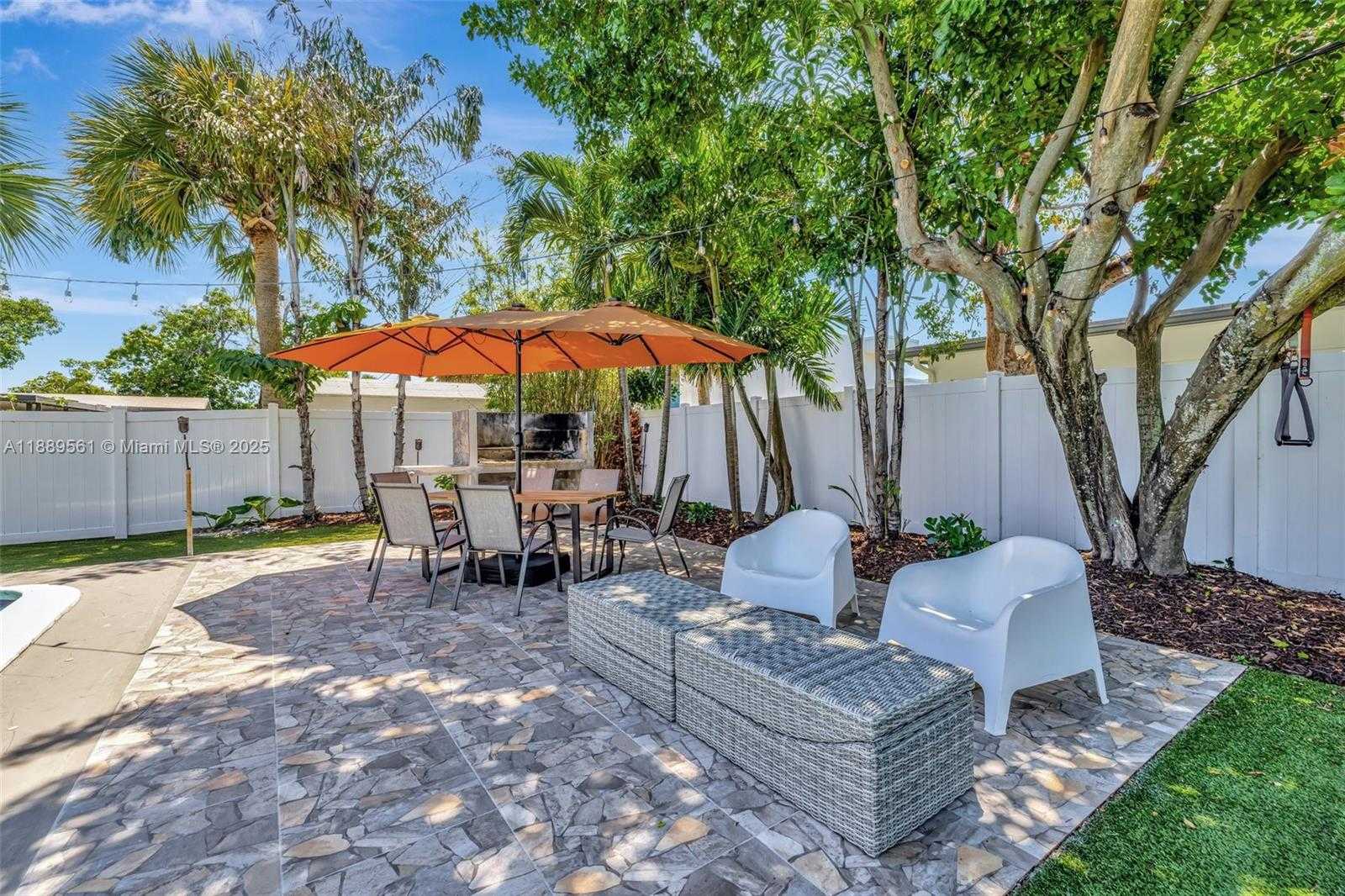 Small Image of 2506 NORTH EAST 30TH ST, Fort Lauderdale Number 4
