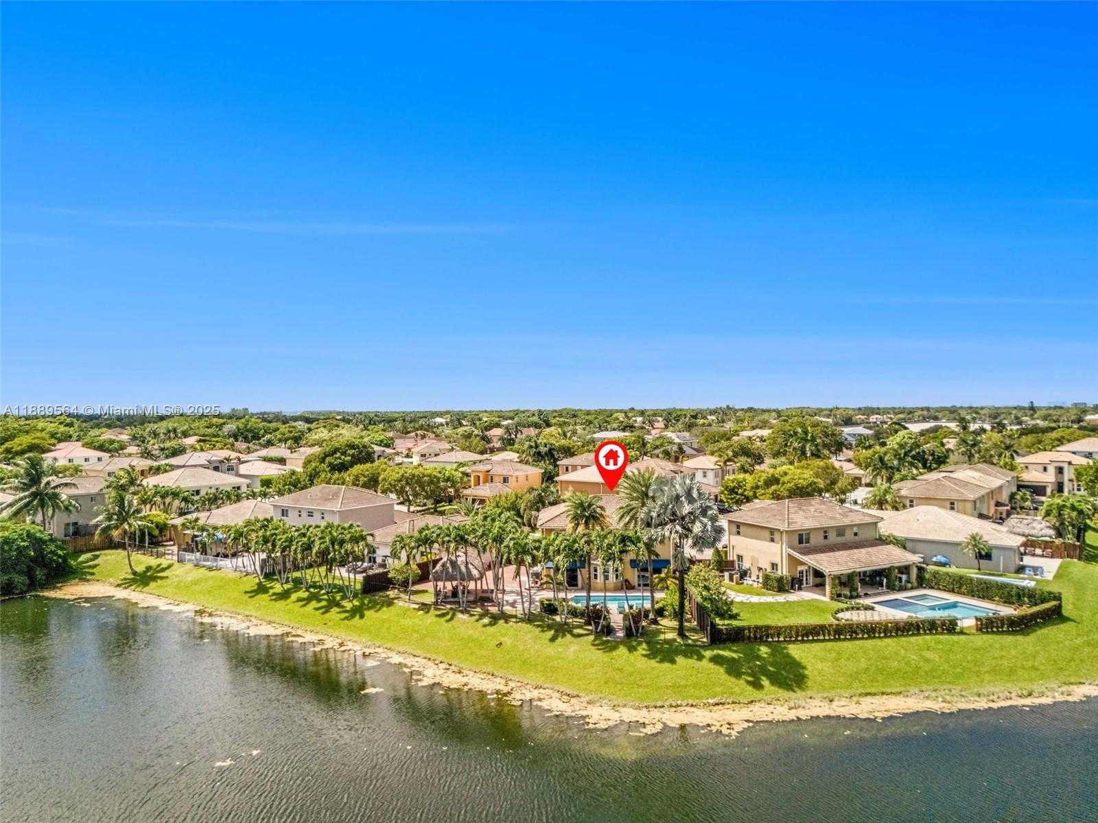 Small Image of 21059 SOUTH WEST 90TH PL, Cutler Bay Number 19
