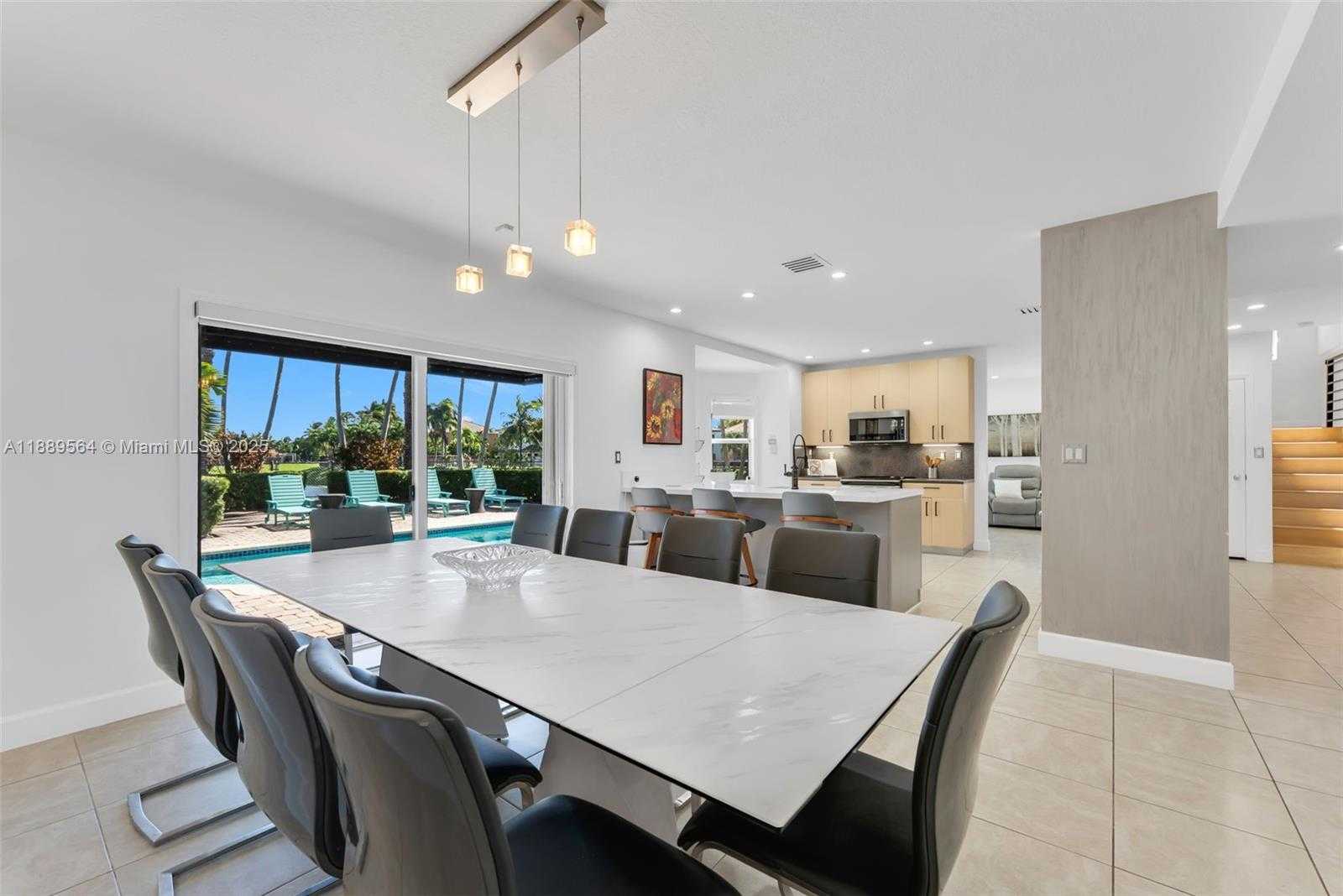 Small Image of 21059 SOUTH WEST 90TH PL, Cutler Bay Number 7