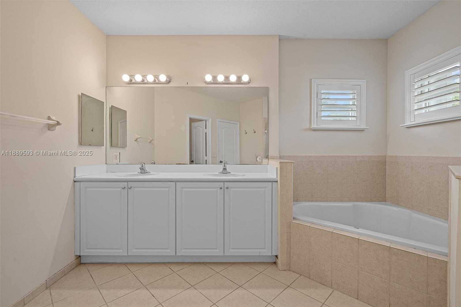 Small Image of 144 NORTH EAST 32ND TER, Homestead Number 23