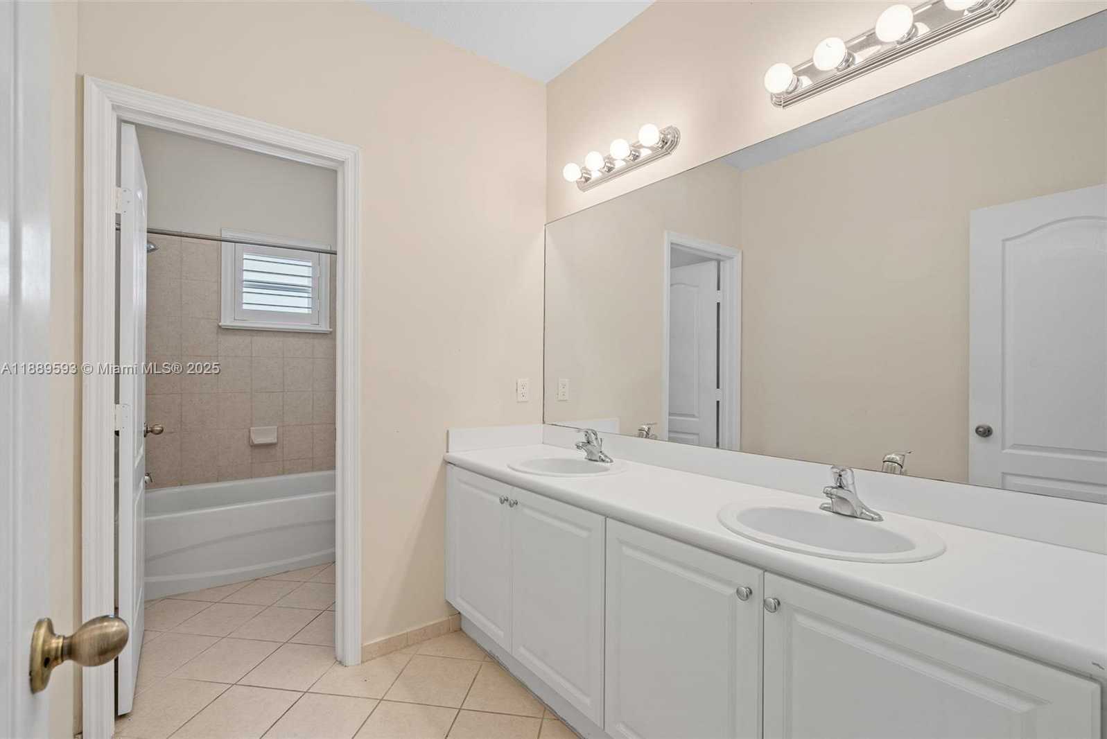 Small Image of 144 NORTH EAST 32ND TER, Homestead Number 27
