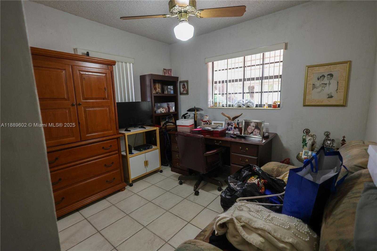 Small Image of 2541 WEST 10TH AVE, Hialeah Number 15