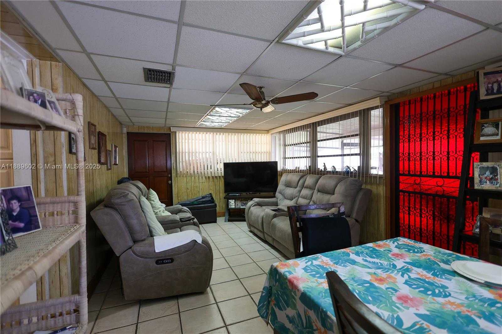 Small Image of 2541 WEST 10TH AVE, Hialeah Number 19