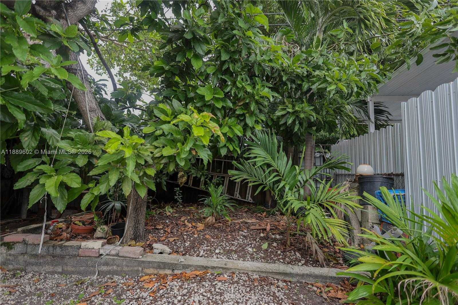 Small Image of 2541 WEST 10TH AVE, Hialeah Number 28