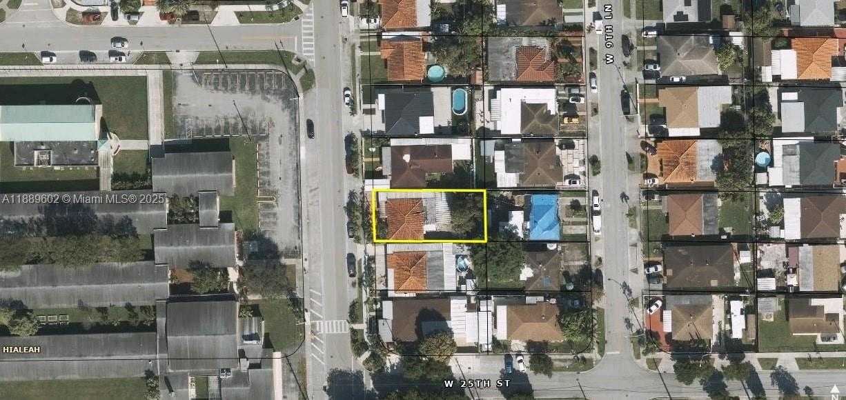 Small Image of 2541 WEST 10TH AVE, Hialeah Number 31