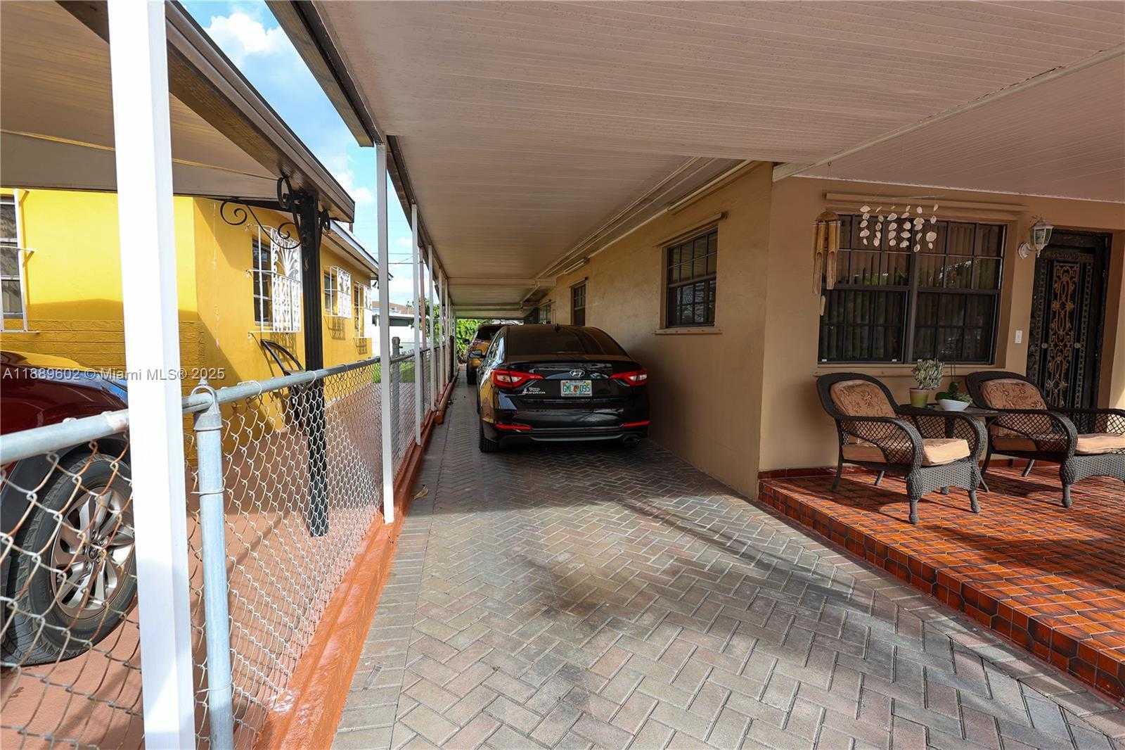 Small Image of 2541 WEST 10TH AVE, Hialeah Number 4