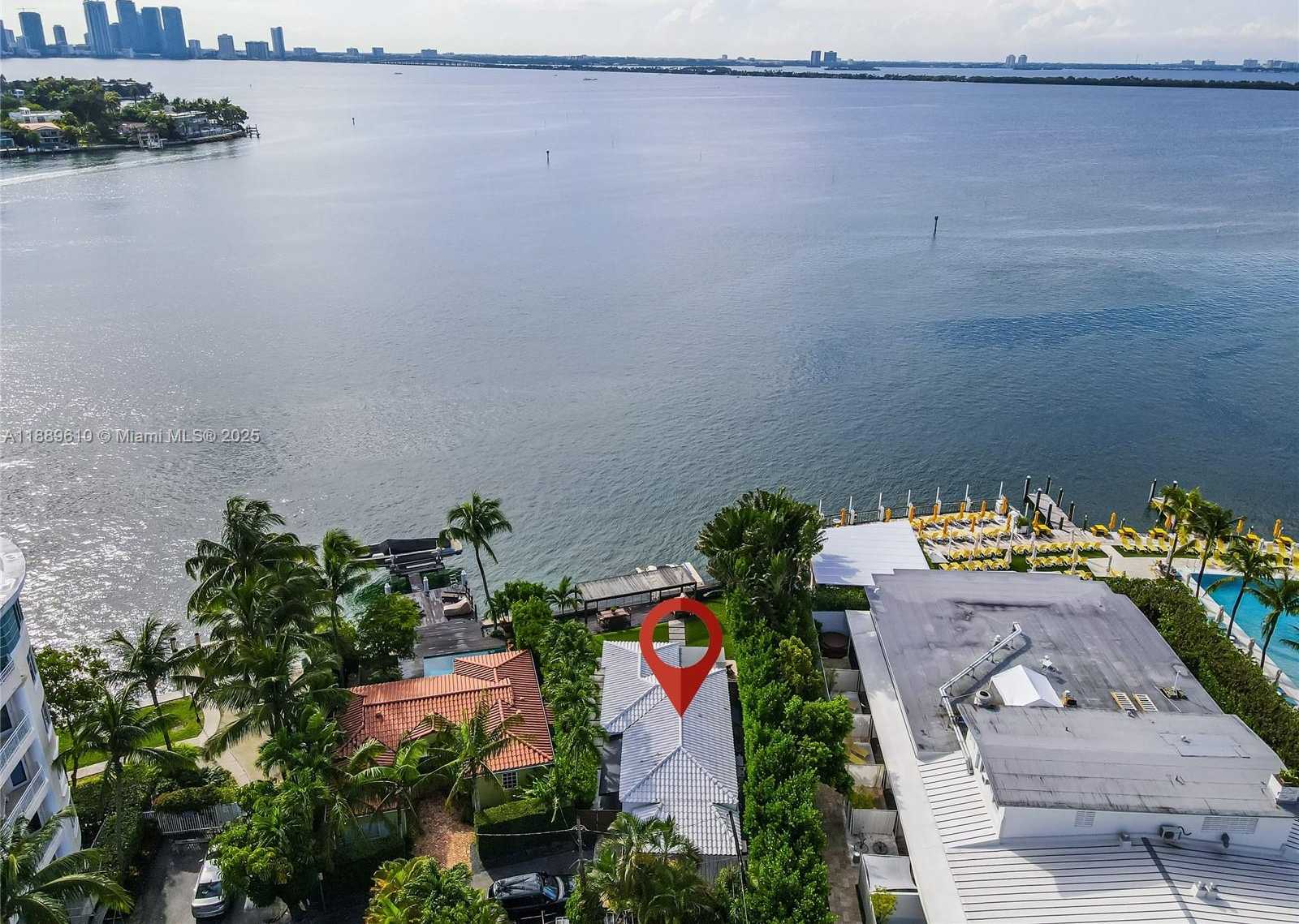 Small Image of 8 CENTURY LN, Miami Beach Number 2