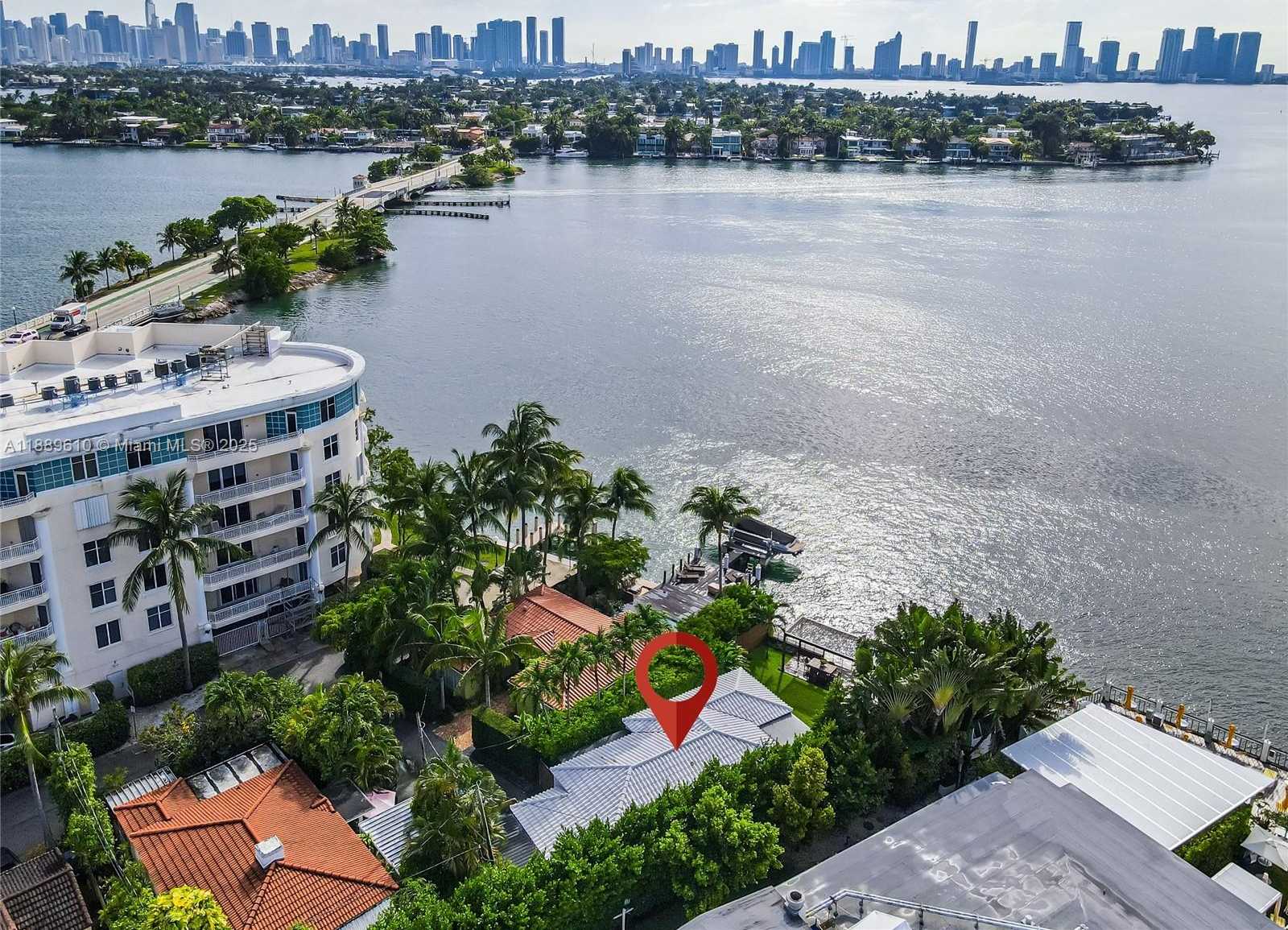 Small Image of 8 CENTURY LN, Miami Beach Number 32