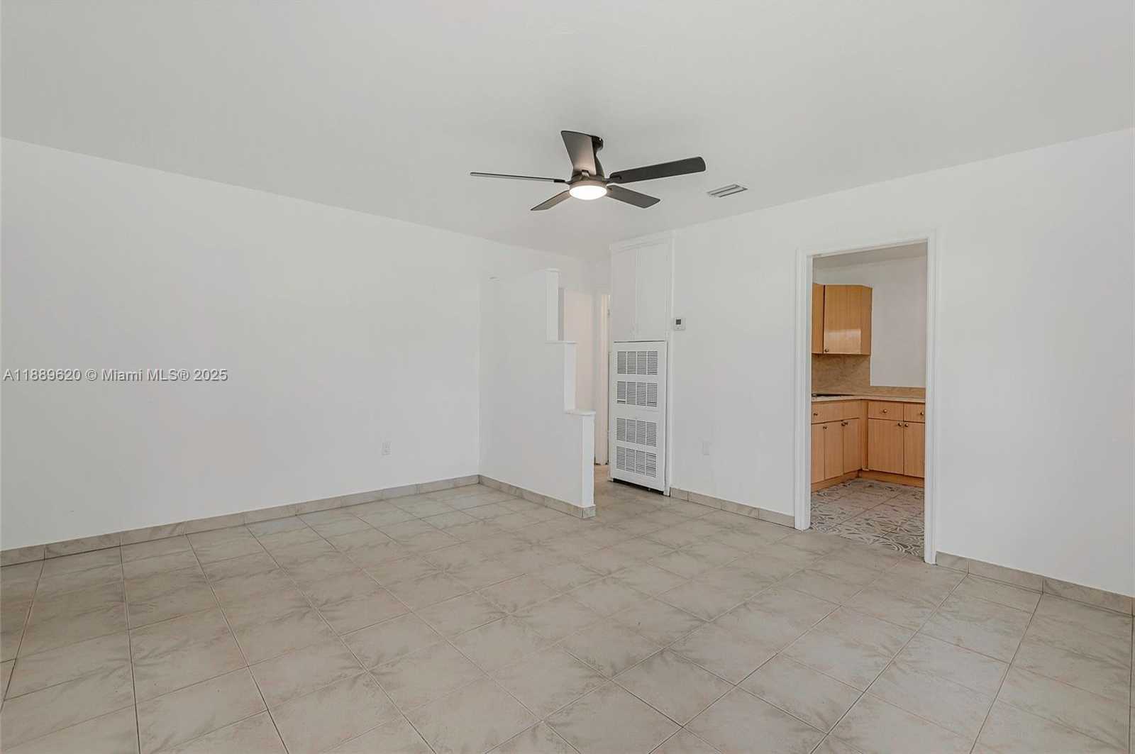 Small Image of 13710 NORTH WEST 5TH AVE, North Miami Number 4