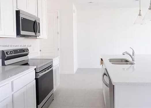 Small Image of 1025 Plantation Ln, Davenport, FL 33896, USA Number 6