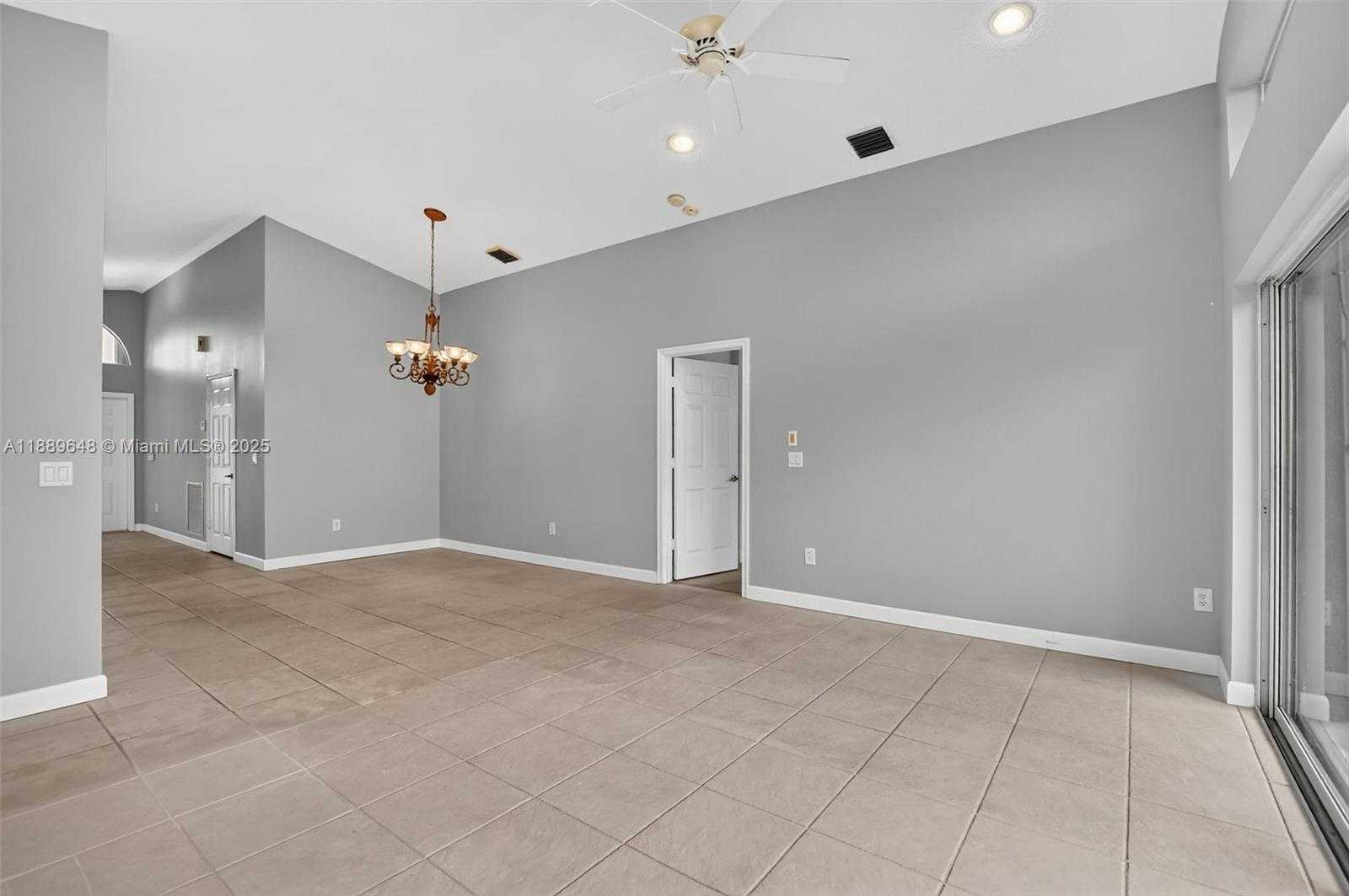 Small Image of 8895 HARRODS DR, Boca Raton Number 11