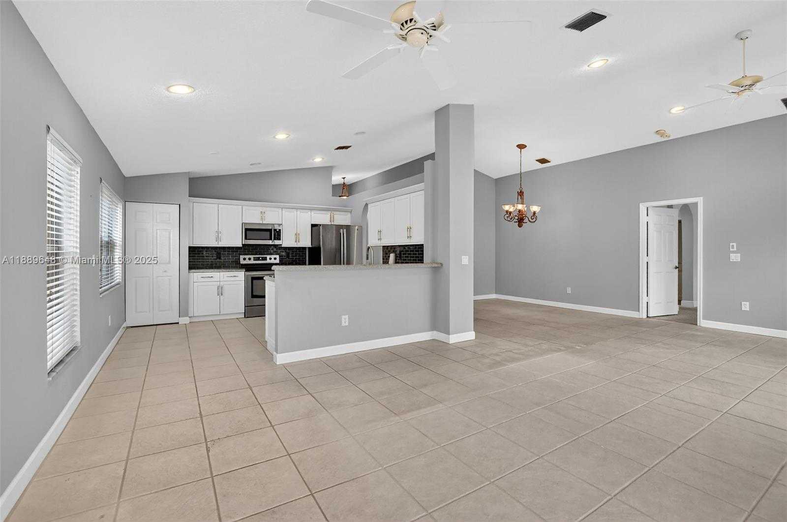 Small Image of 8895 HARRODS DR, Boca Raton Number 15