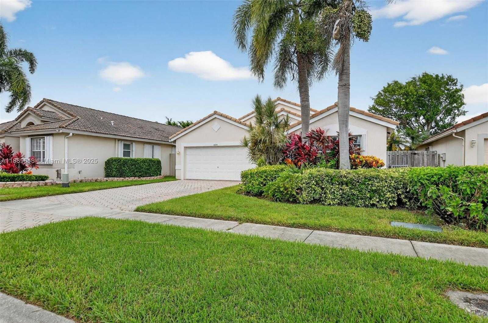 Small Image of 8895 HARRODS DR, Boca Raton Number 3