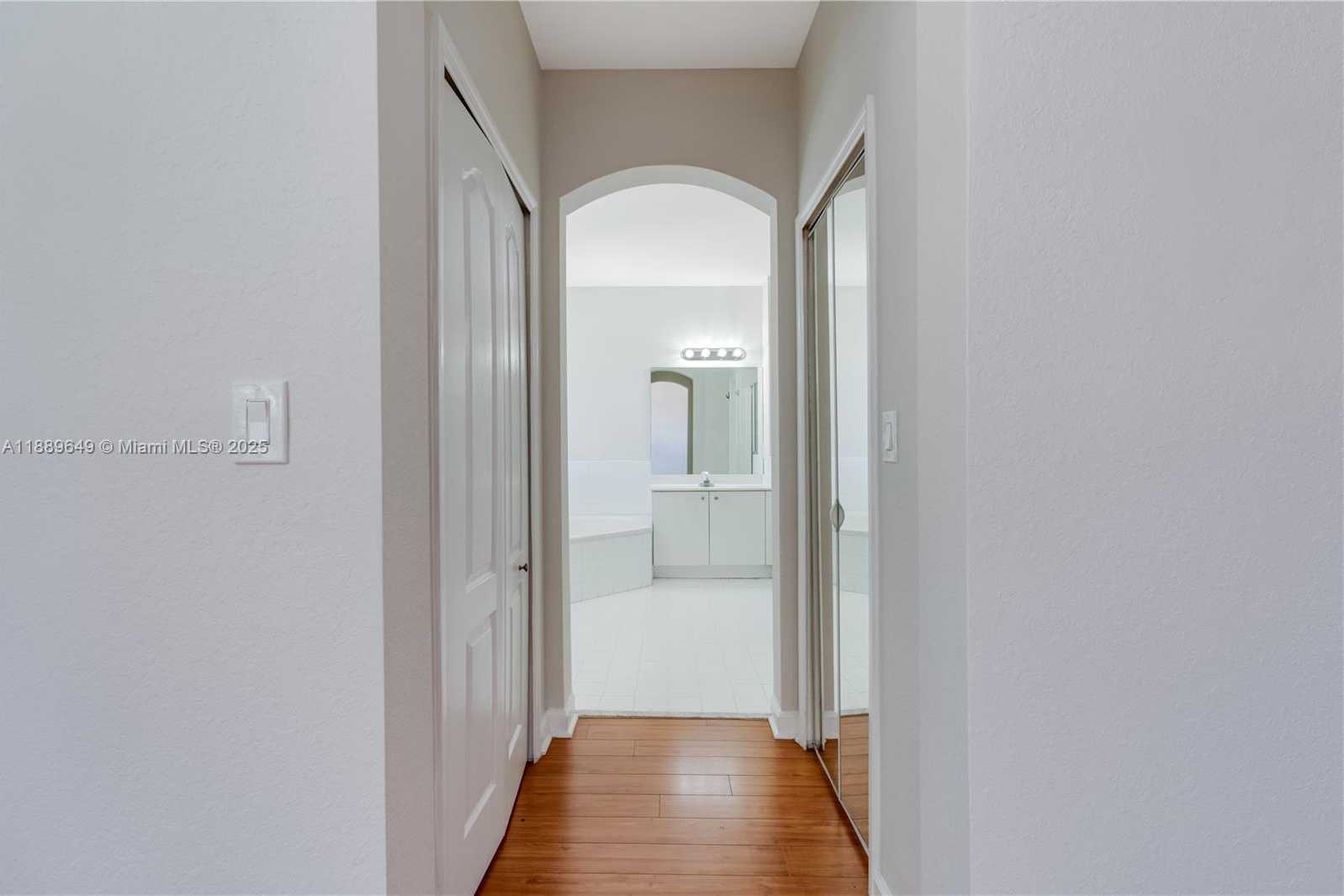 Small Image of 8450 NORTH WEST 113TH PSGE, Doral Number 19