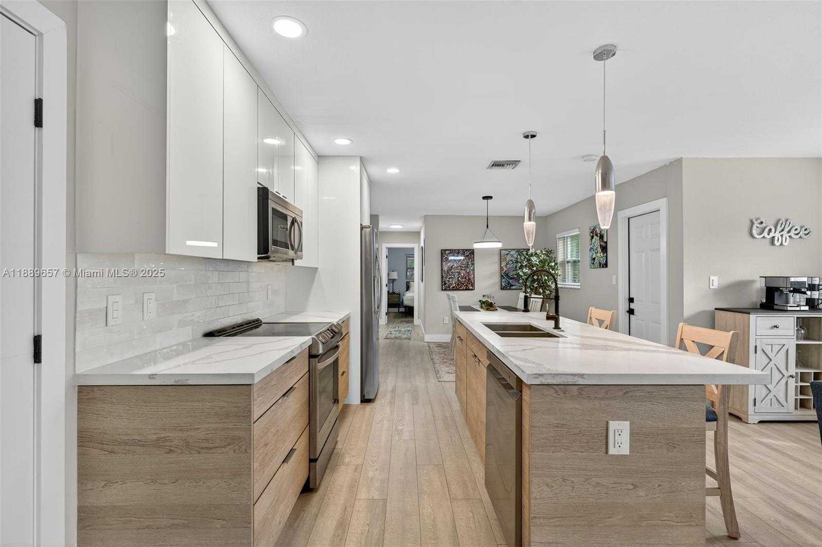 Small Image of 839 SOUTH WEST 16TH ST, Fort Lauderdale Number 24