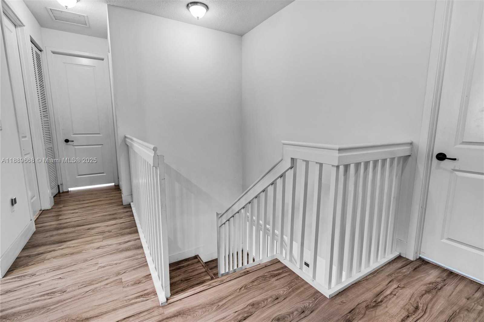 Small Image of 9881 WEST 34TH AVE, Hialeah Number 10