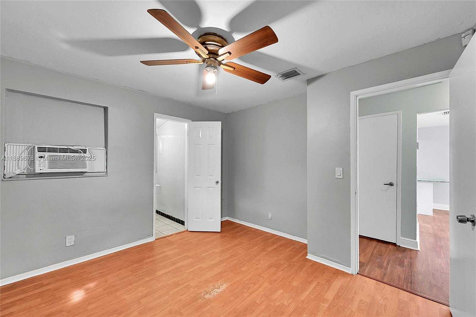 Small Image of 6210 SOUTH WEST 38TH ST, Davie Number 14