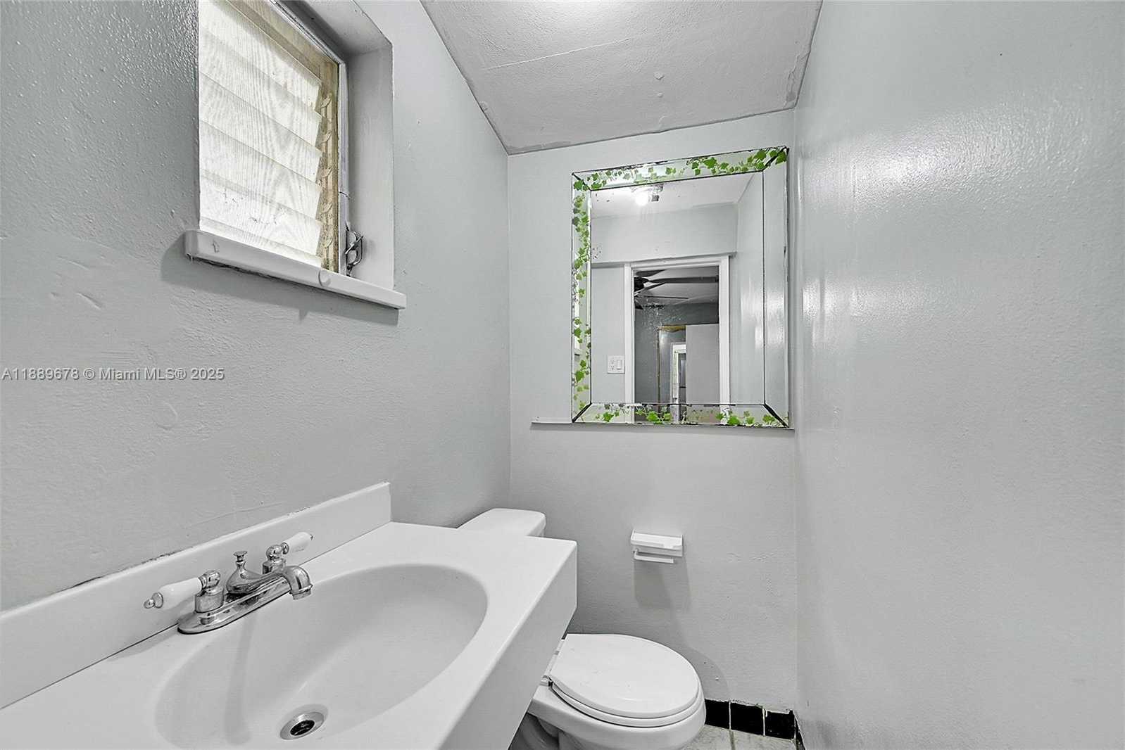 Small Image of 6210 SOUTH WEST 38TH ST, Davie Number 16