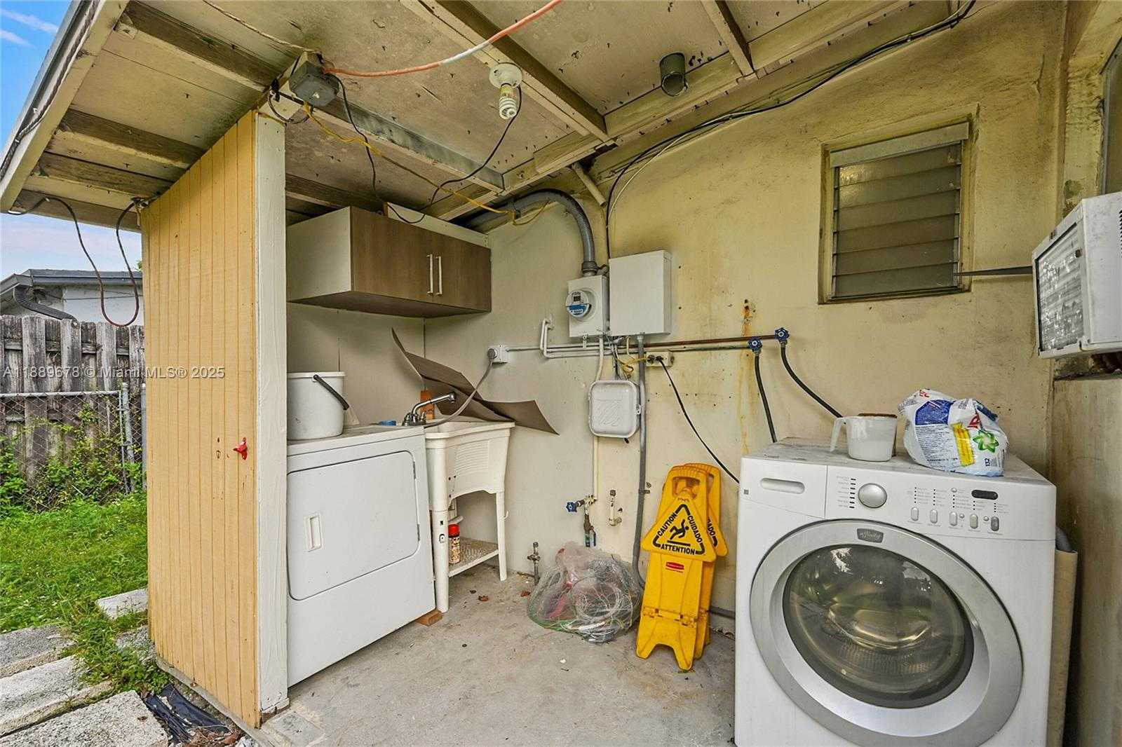 Small Image of 6210 SOUTH WEST 38TH ST, Davie Number 25