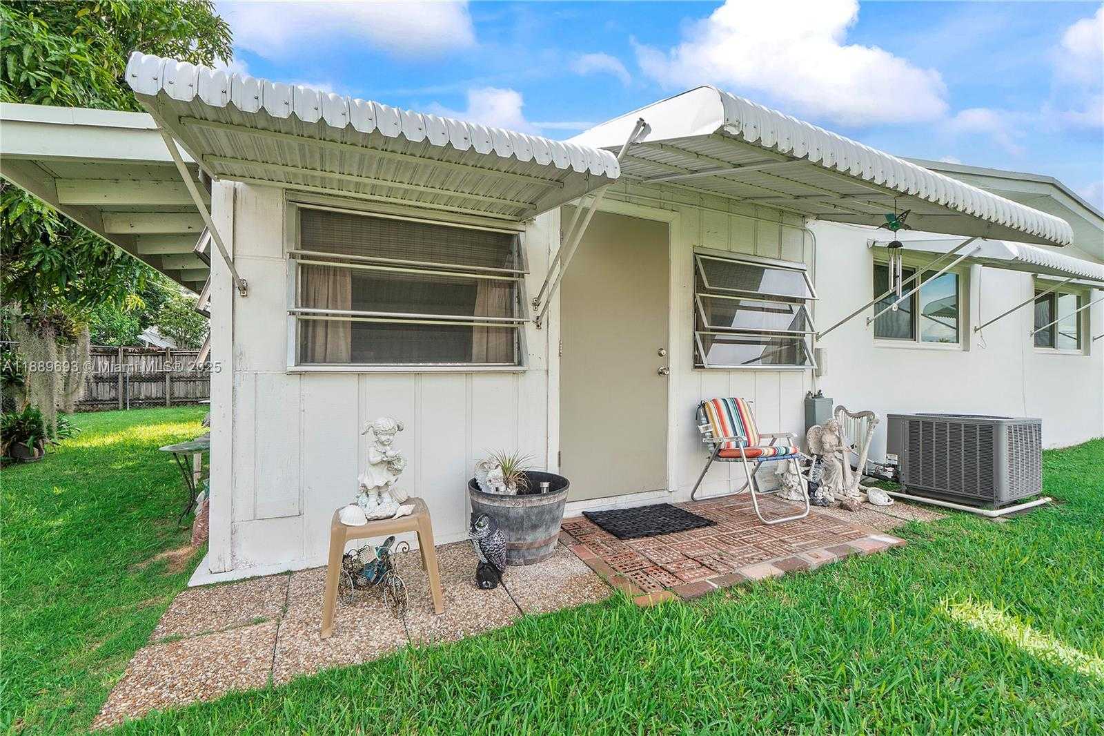 Small Image of 14522 SOUTH WEST 289TH TER, Homestead Number 29