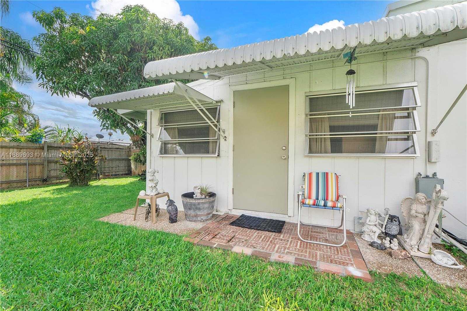 Small Image of 14522 SOUTH WEST 289TH TER, Homestead Number 6