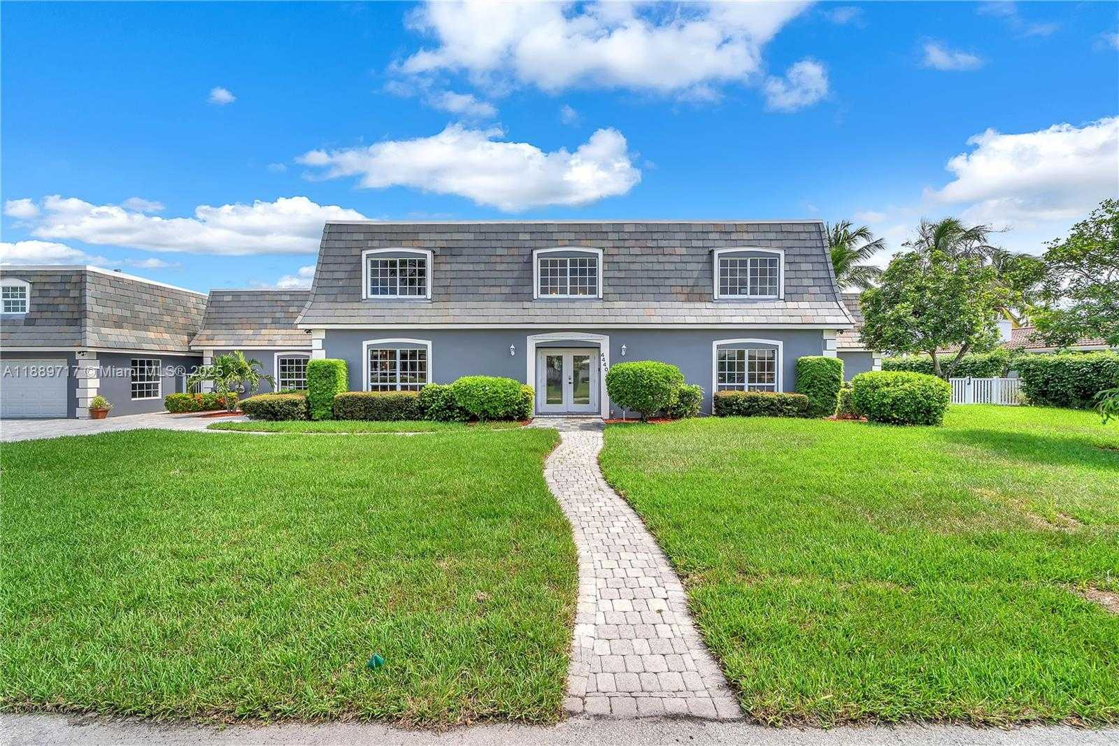 Small Image of 4440 NORTH EAST 23RD AVE, Lighthouse Point Number 2