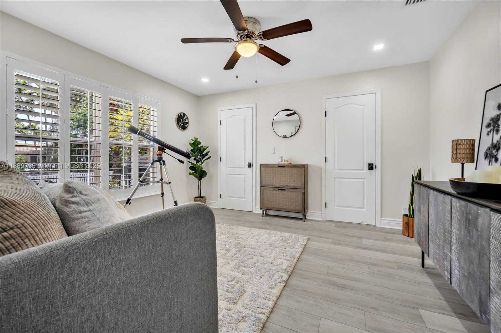 Small Image of 4100 NORTH EAST 16TH TER, Oakland Park Number 34