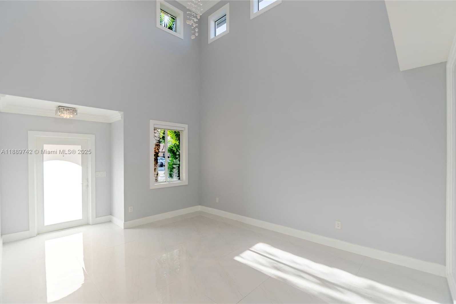 Small Image of 125 SOUTH EAST 22ND TER, Homestead Number 6