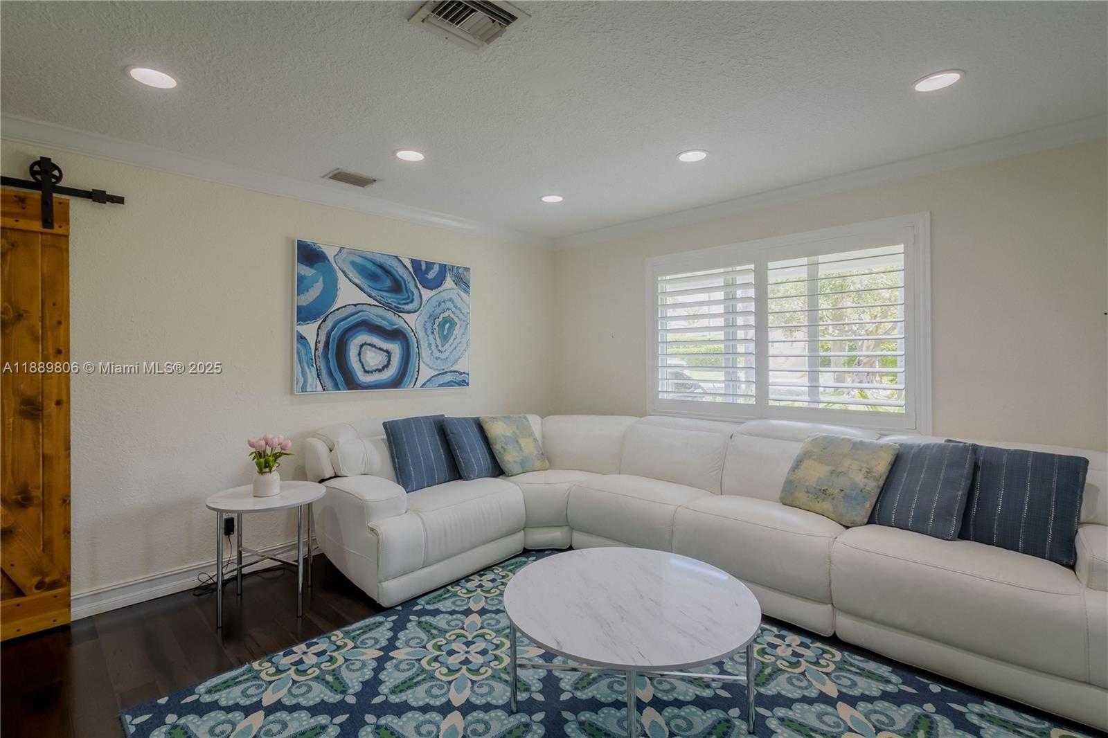 Small Image of 8500 SOUTH WEST 70TH ST, Miami Number 27