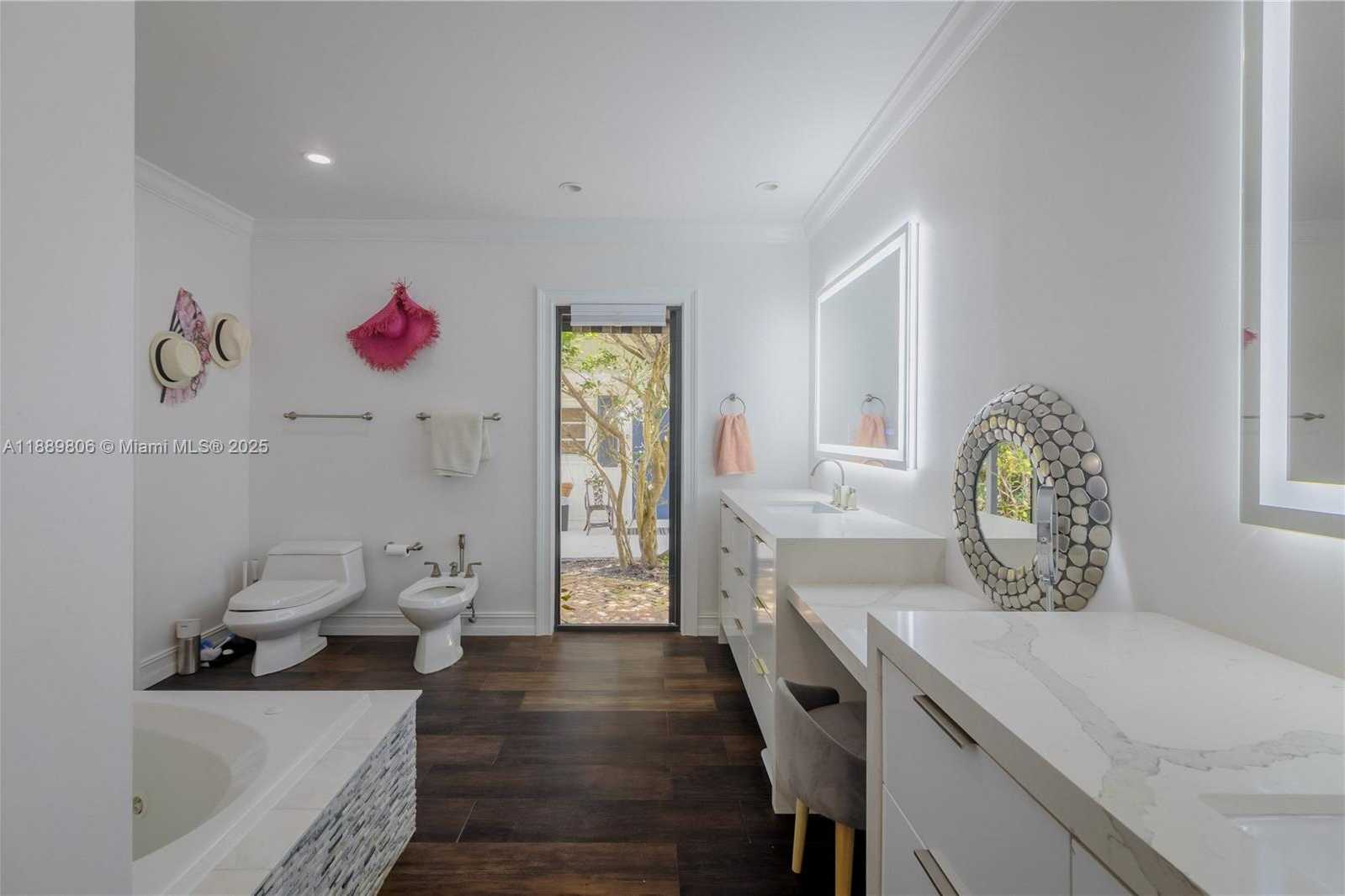 Small Image of 8500 SOUTH WEST 70TH ST, Miami Number 42