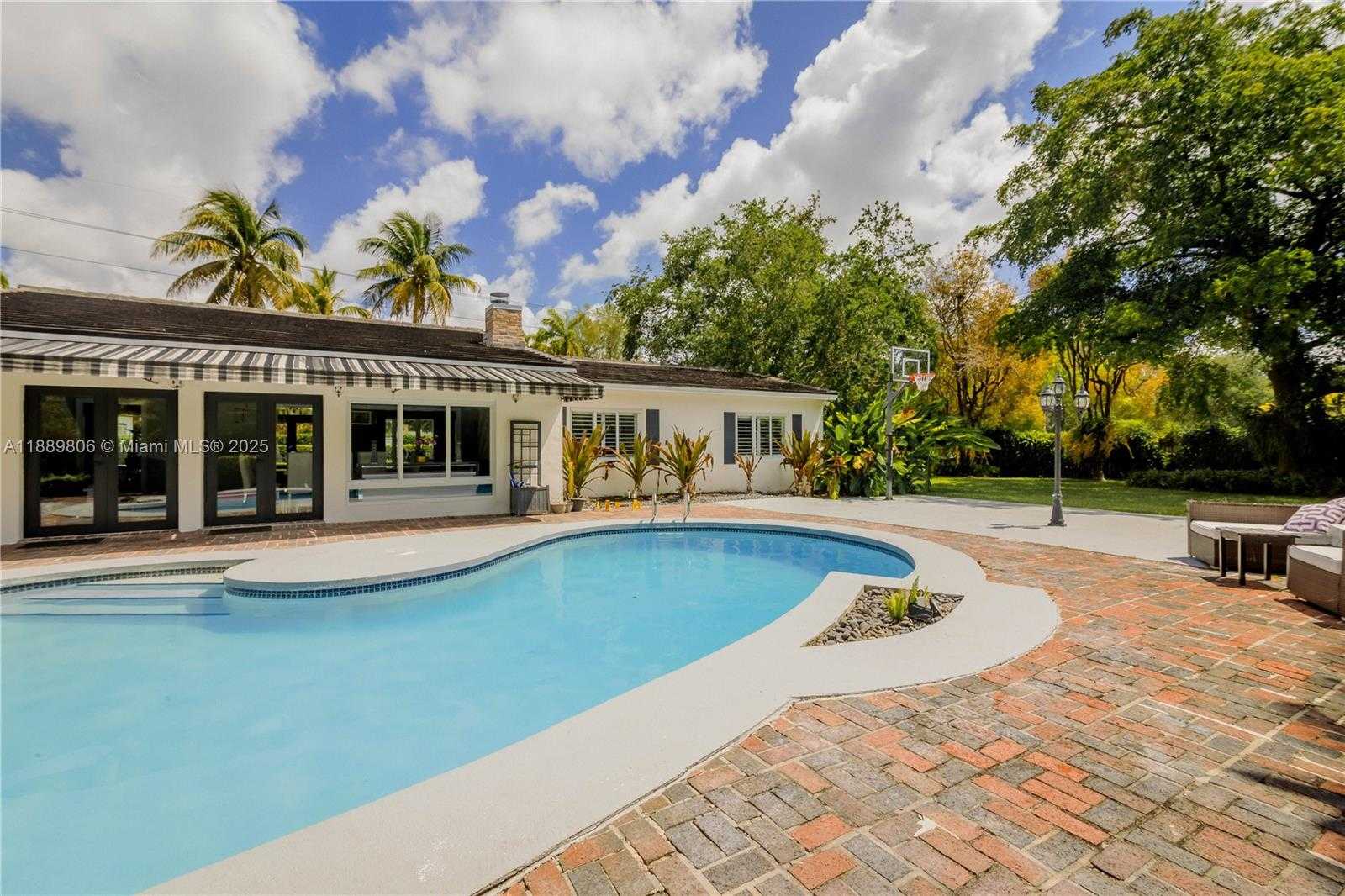 Small Image of 8500 SOUTH WEST 70TH ST, Miami Number 69