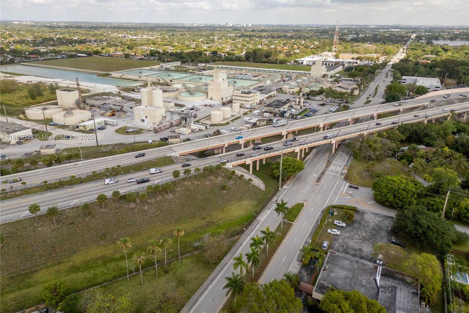 Small Image of 8500 SOUTH WEST 70TH ST, Miami Number 78