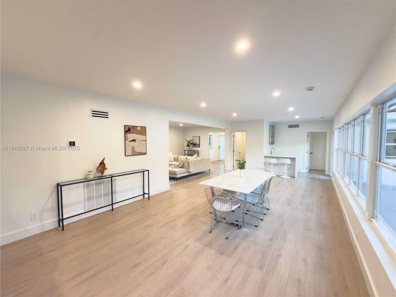 Small Image of 1300 NORTH EAST 102ND ST, Miami Shores Number 5