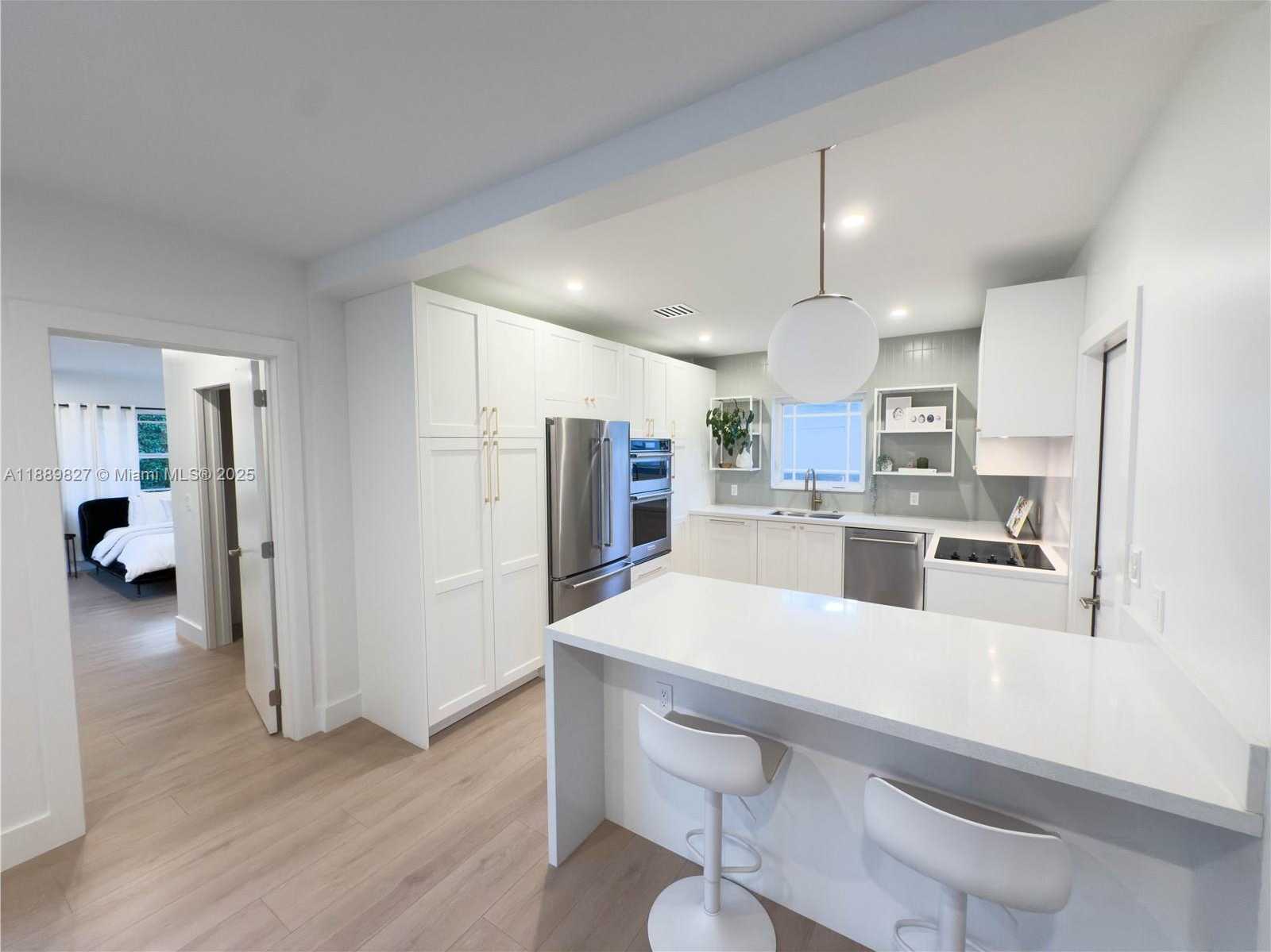 Small Image of 1300 NORTH EAST 102ND ST, Miami Shores Number 6