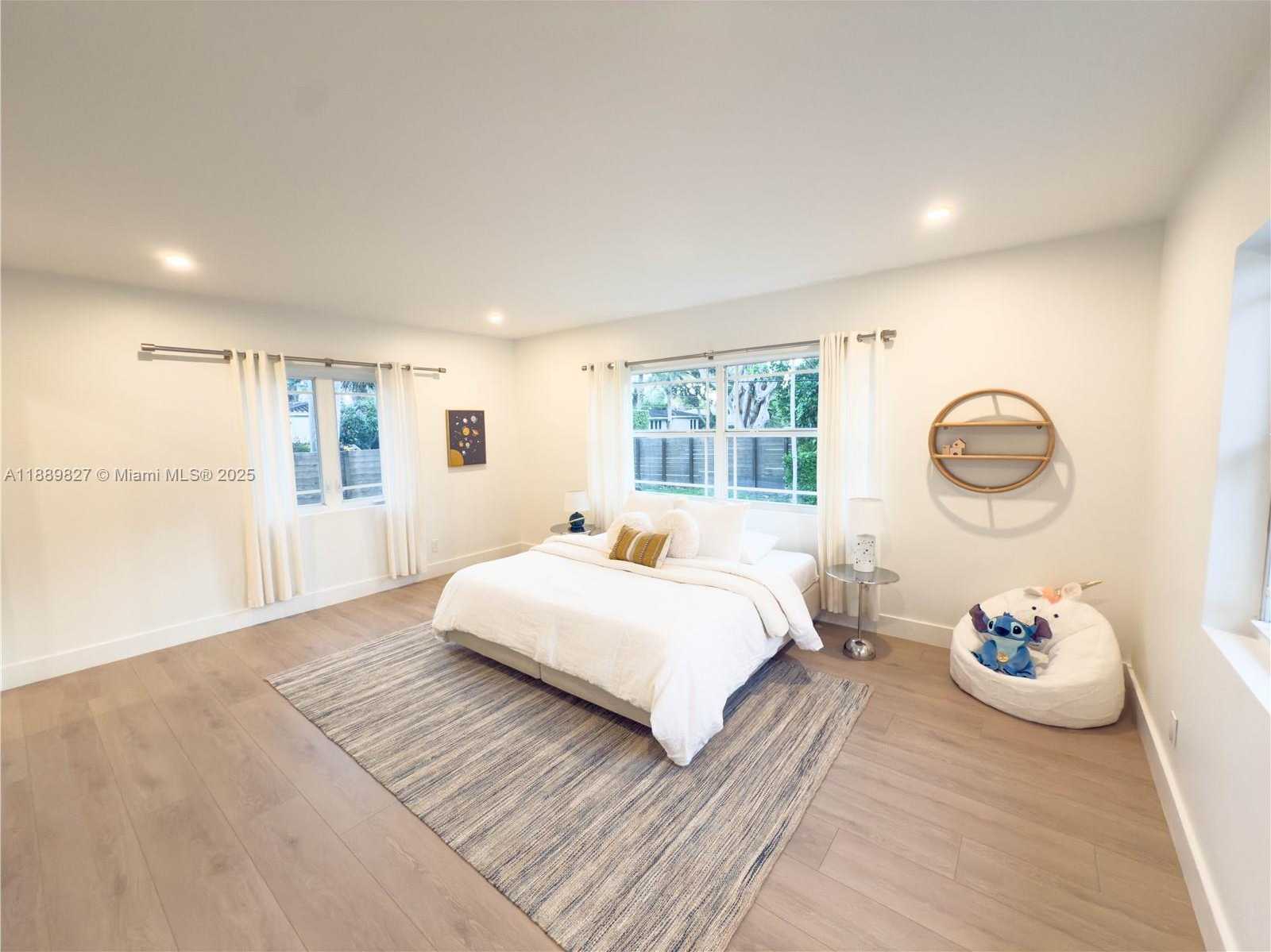 Small Image of 1300 NORTH EAST 102ND ST, Miami Shores Number 8