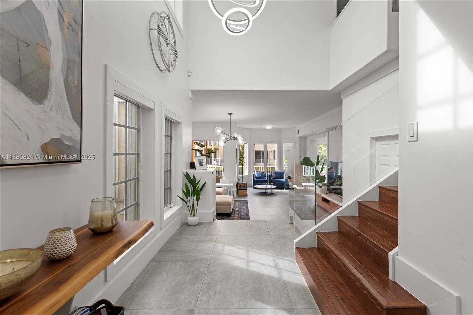 Small Image of 3172 NORTH EAST 211TH ST, Aventura Number 14