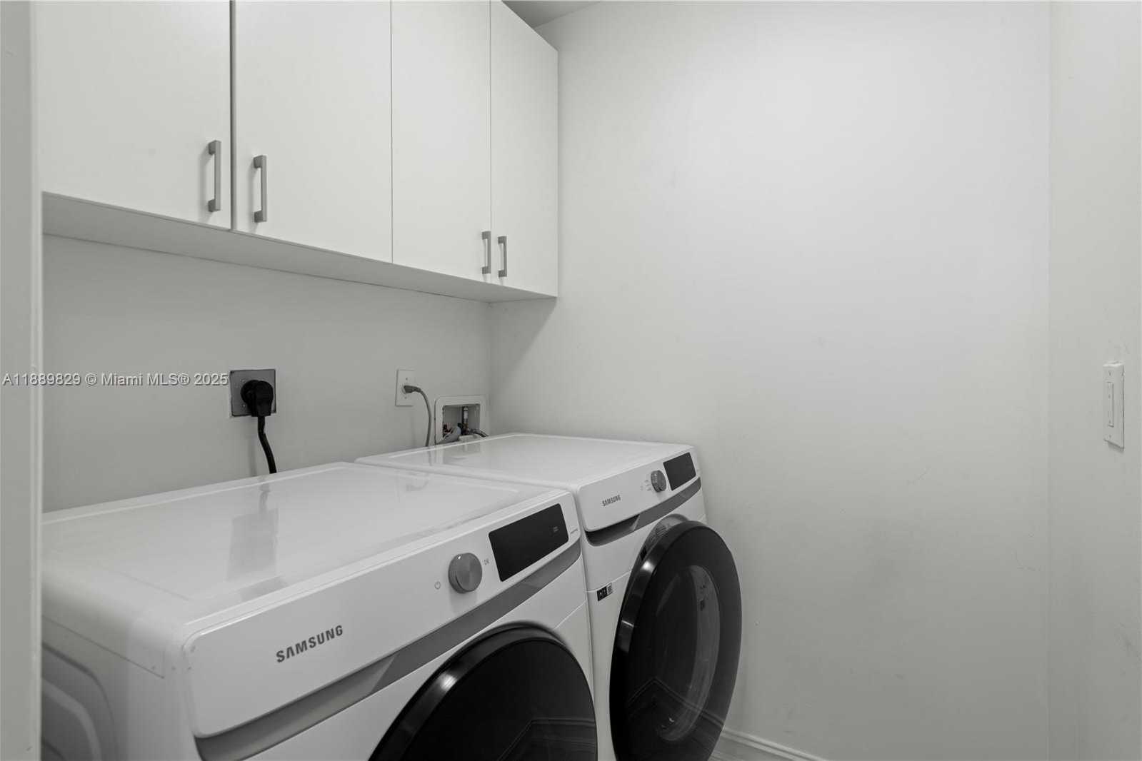 Small Image of 3172 NORTH EAST 211TH ST, Aventura Number 23