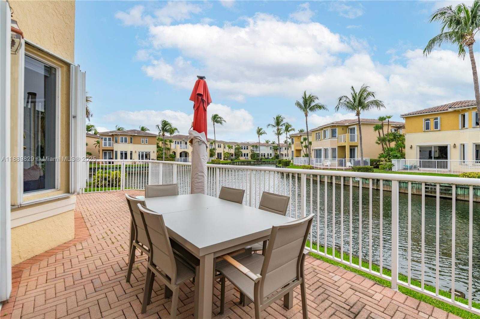 Small Image of 3172 NORTH EAST 211TH ST, Aventura Number 35