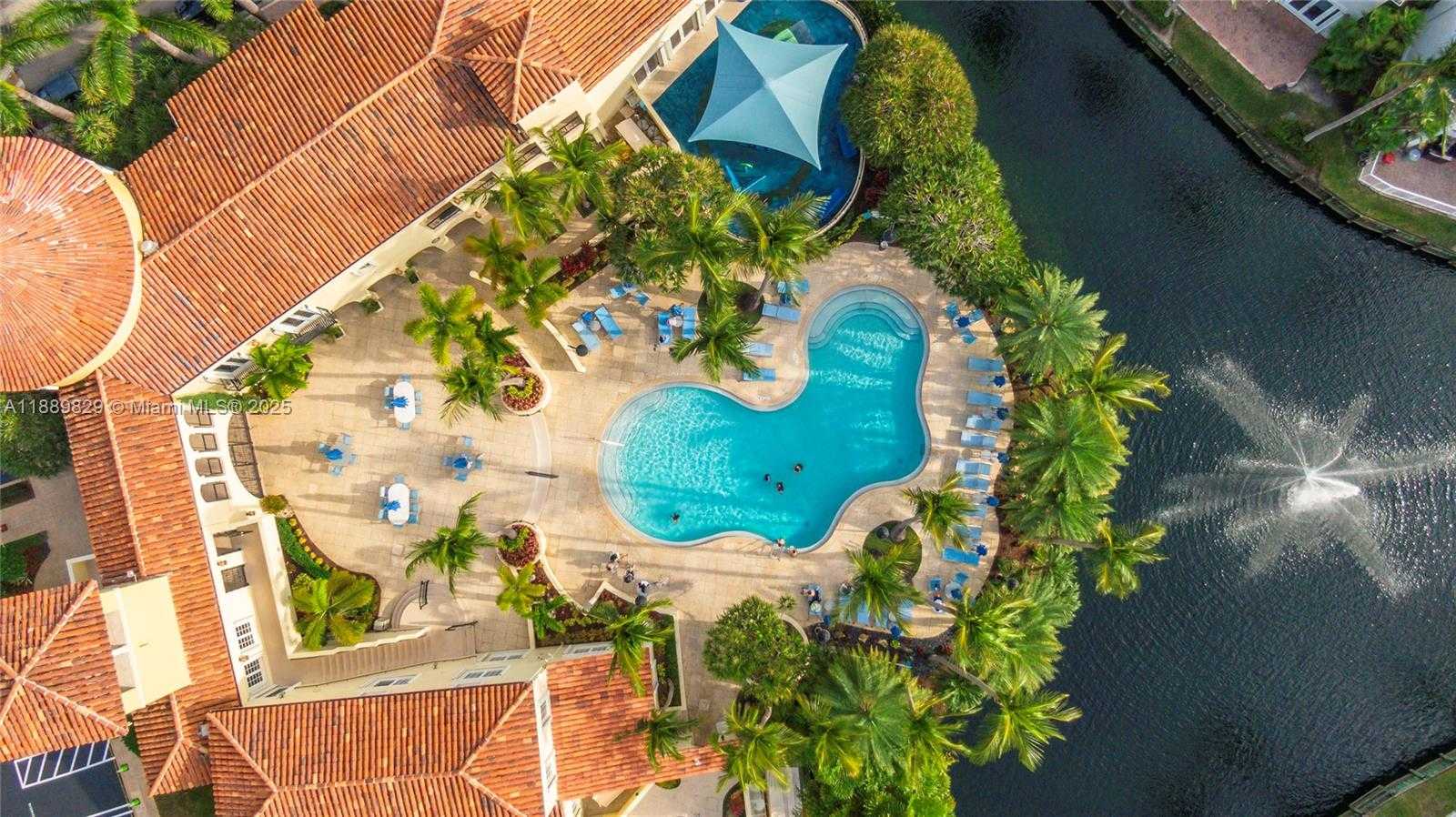 Small Image of 3172 NORTH EAST 211TH ST, Aventura Number 42