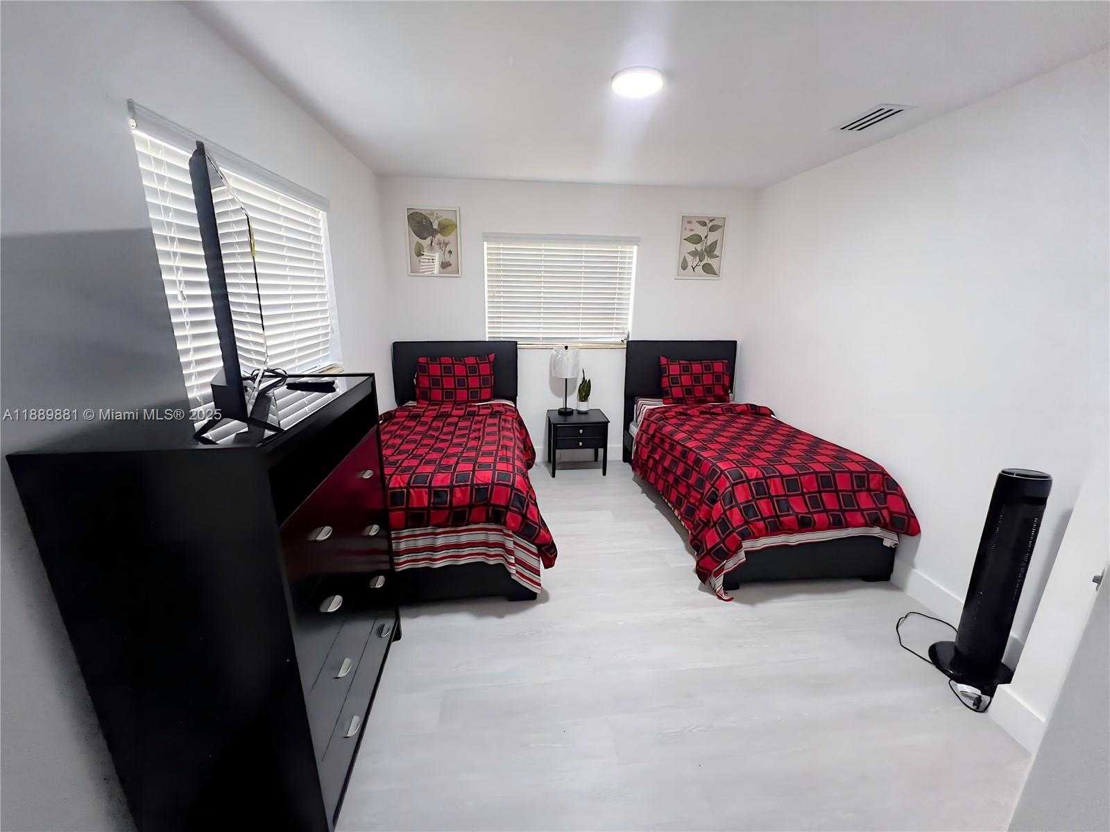 Small Image of 3361 NORTH WEST 5TH PL, Lauderhill Number 16