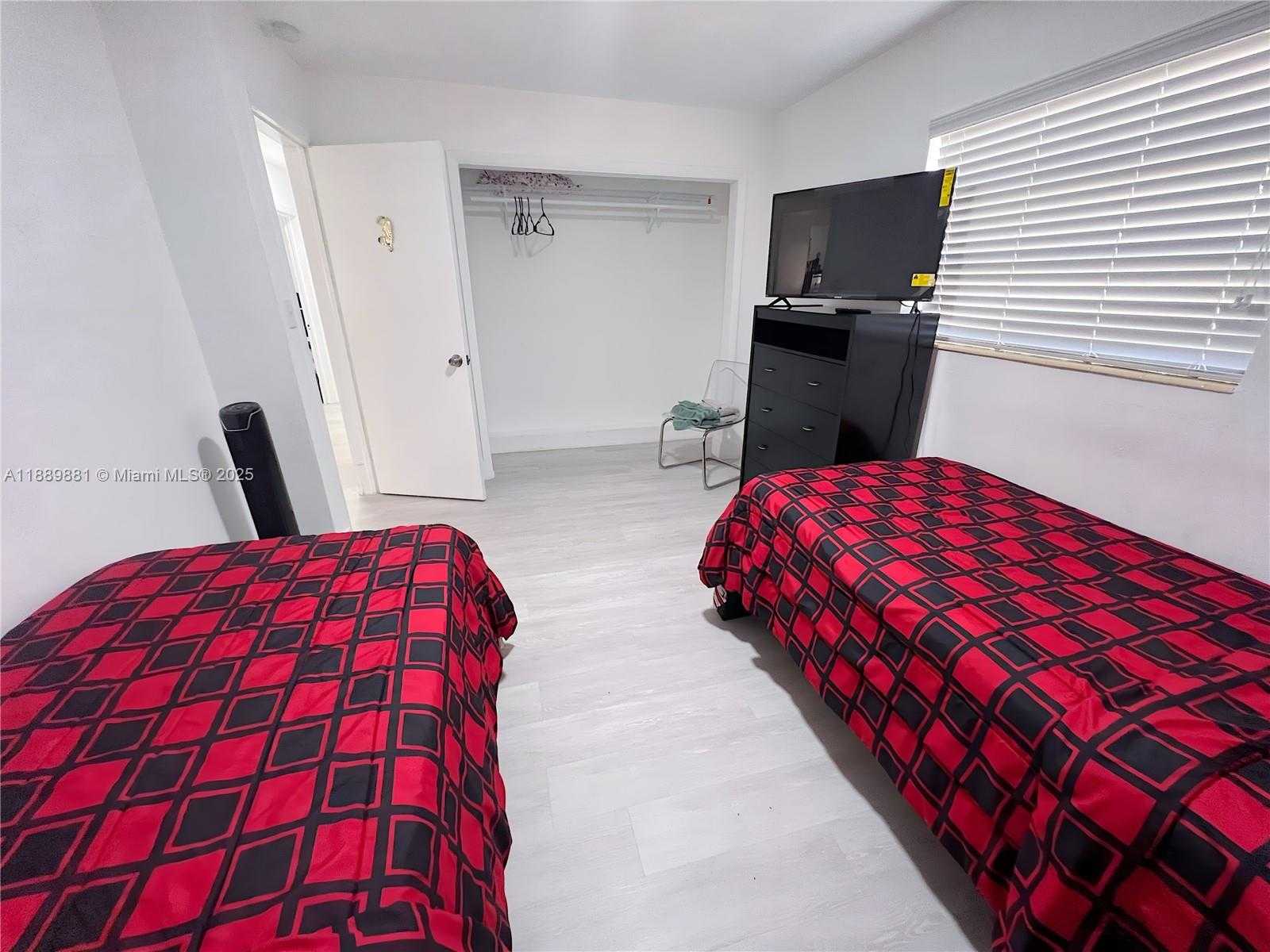 Small Image of 3361 NORTH WEST 5TH PL, Lauderhill Number 17
